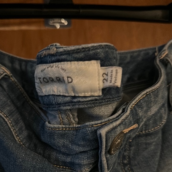 Torrid Blue Distressed Jean Shorts Frayed Hem - Picture 2 of 8